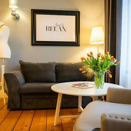 Apartamenty Pod Zegarem Mikołajki Esterno foto