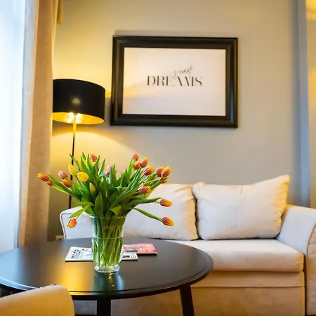 Apartamenty Pod Zegarem Mikołajki Esterno foto
